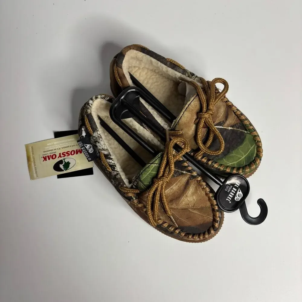 Double Barrel Kid’s Moccasin Slippers in Mossy Oak Camo